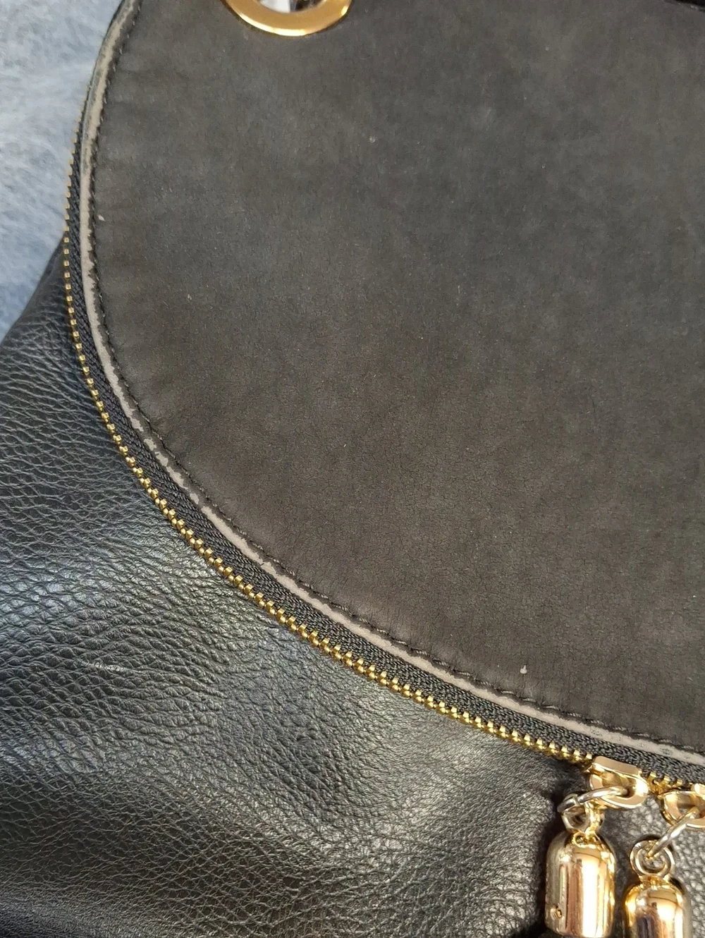 Black 12x9x2.5 Crossbody Shoulder Bag Preloved